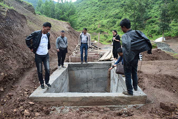 supervise the construction of water pool and give technical guidance.jpg